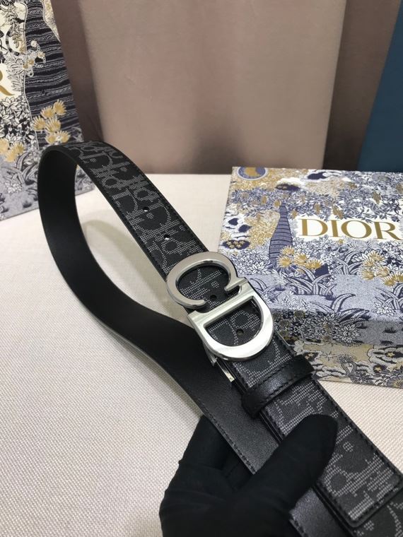 DIOR